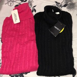 2 Turtle Necks Bundle